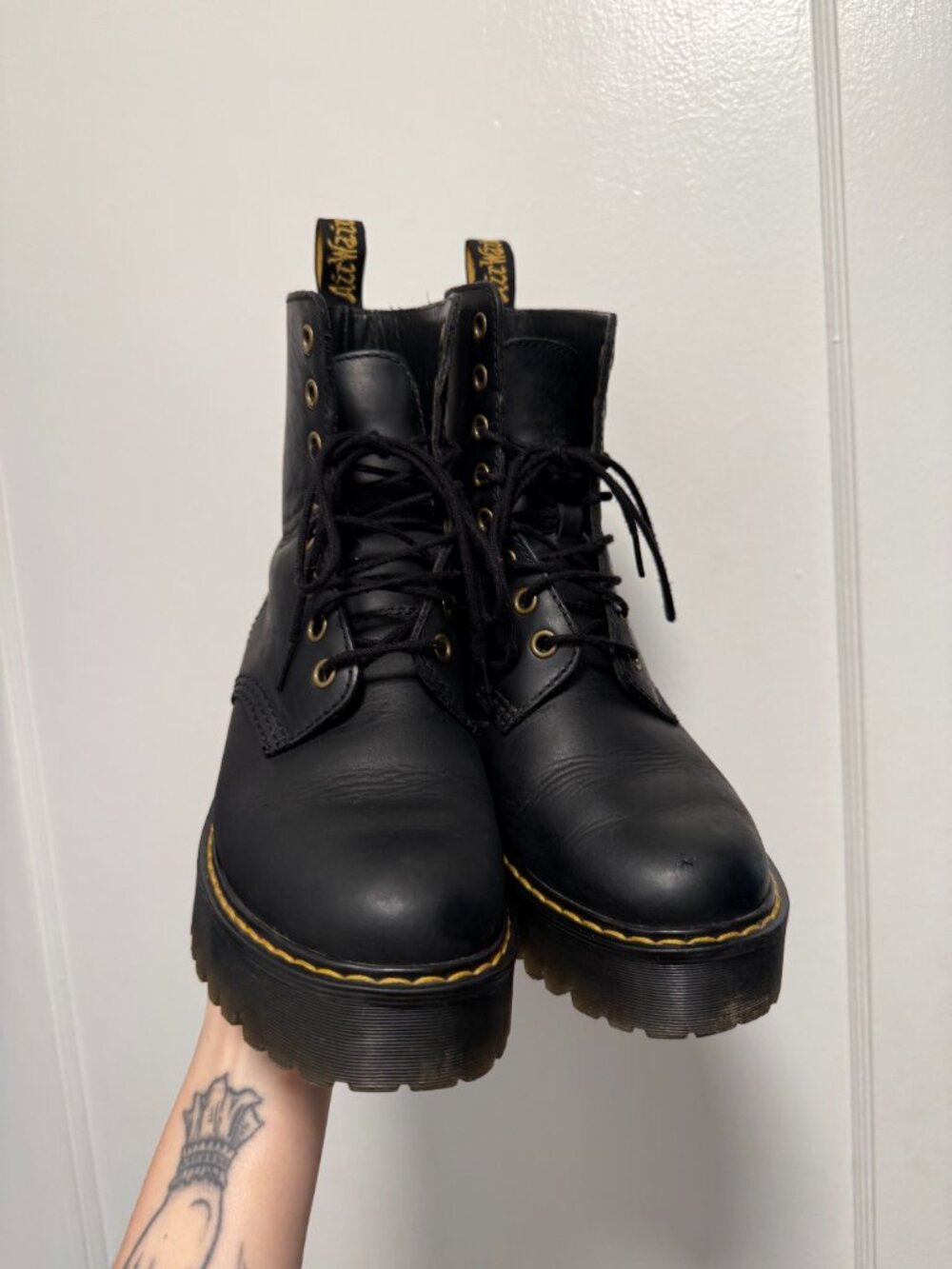 Doc Marten Shriver Hi Boots - Picture 2 of 9